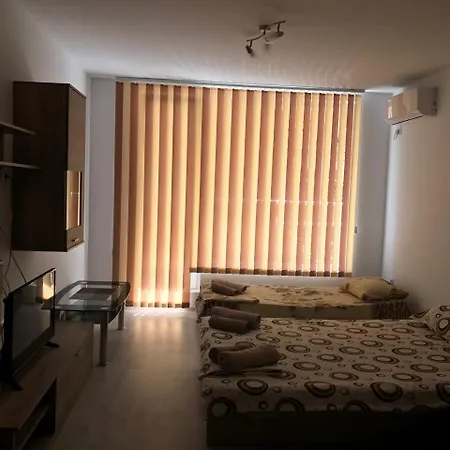 Gazde/Camere de închiriat Eli Pomorie